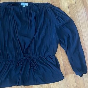 Wilfred Aritzia Tie front top